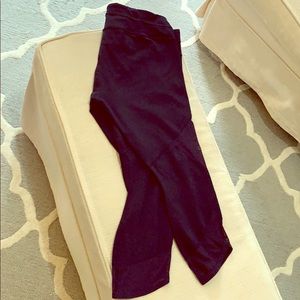 EUC athleta yoga / running Capris